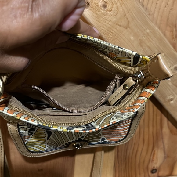 Relic cross body purse - Picture 4 of 8